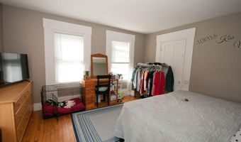 198 3rd St, Bangor, ME 04401