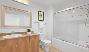 300 W Beech St 1909, San Diego, CA 92101