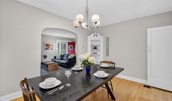 61 Upper Loudon Rd, Albany, NY 12211
