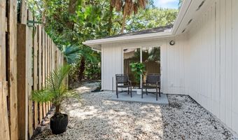 2212 Barefoot Trce, Atlantic Beach, FL 32233