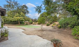 2114 Vista Valle Verde Dr, Fallbrook, CA 92028