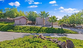 19553 Hidden Glen Rd, Alpine, CA 91901