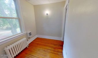 568 Park Ave Apt 2, Albany, NY 12208