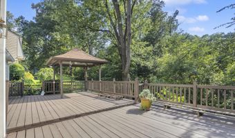 2206 FORT WARD Pl, Alexandria, VA 22304