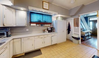 3120 Broad Ave, Altoona, PA 16601