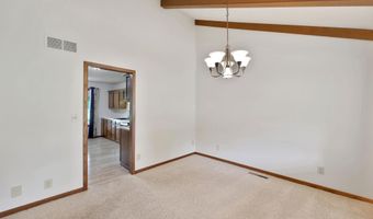 740 Fairway Ct, Augusta, KS 67010