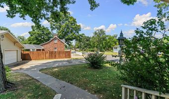 607 NW Jefferson St, Bentonville, AR 72712
