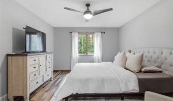 511 S Beach Dr, Altoona, WI 54720