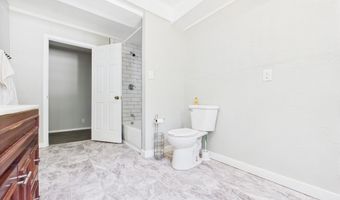 2314 W 8th St, Anderson, IN 46016