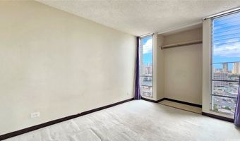 796 Isenberg St 16A, Honolulu, HI 96826