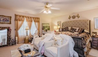 1307 River Oaks, Benton, AR 72019