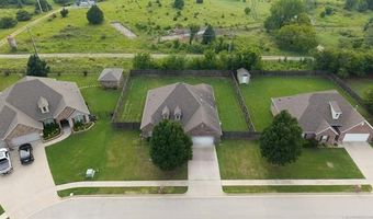 2711 Churchill Dr, Bartlesville, OK 74006