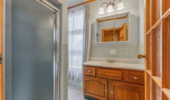 102 S Oak St, Arrowsmith, IL 61722
