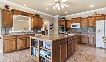 136 Riverview Dr, Anderson, MO 64831