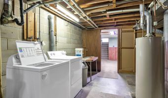 224 Tiller Ave, Beachwood, NJ 08722