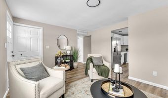 12 Faust Ct, Ann Arbor, MI 48108