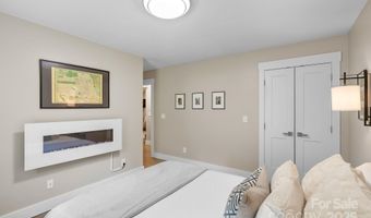 12 Buckshot Ridge Dr, Asheville, NC 28804