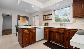 3673 Pheasant Dr, Ann Arbor, MI 48103