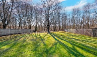 47 Shady Lea Rd, North Kingstown, RI 02852