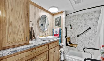 8145 Jack Graves Rd, Biloxi, MS 39532