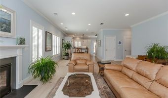 200 Wickford Ct, North Kingstown, RI 02852