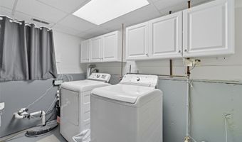 1028 7th St NW, Altoona, IA 50009