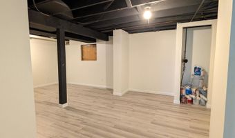 186 Westview Dr, Alma, MI 48801