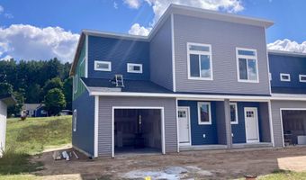 9348 S Flaska Dr 26, Cedar, MI 49621