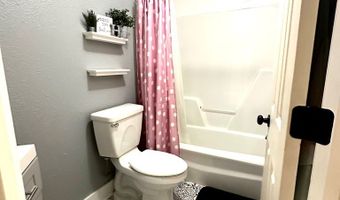 73 Worley Dr, Apalachicola, FL 32320