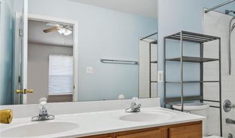 20 HARBOUR HEIGHTS Dr 20, Annapolis, MD 21401