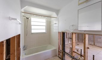 411 ALAMANDA Rd, Anna Maria, FL 34216