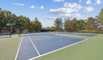 25 SPRUCE Ct, Bedminster, NJ 07921