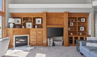 21501 Lake George Blvd, Oak Grove, MN 55303