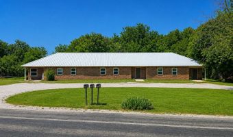 412 W Franklin St, Alvord, TX 76225
