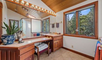 1999 Tolman Creek Rd, Ashland, OR 97520