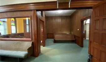 220 N 9th St, Atchison, KS 66002