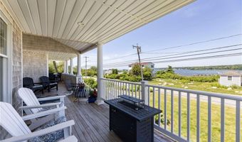 170 W Beach Rd, Charlestown, RI 02813