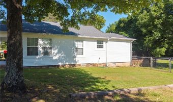 715 Maple Shade, Alma, AR 72921
