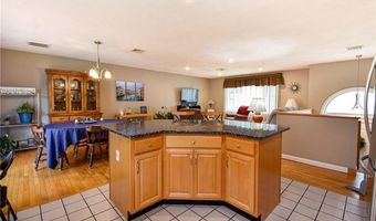 17 Middle St, North Providence, RI 02911