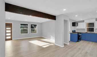 1125 Maple St, Altus, OK 73521