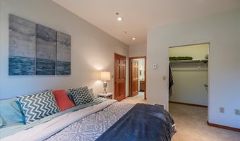 1312 VILLAGE Loop, Bandon, OR 97411