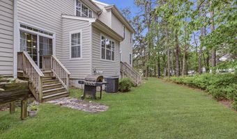 346 Hawthorne Ln, Barnegat, NJ 08005