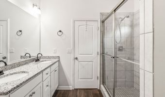 372 Highland Pointe Dr, Alto, GA 30510