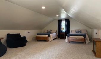 274 Parkview Ave, Bangor, ME 04401