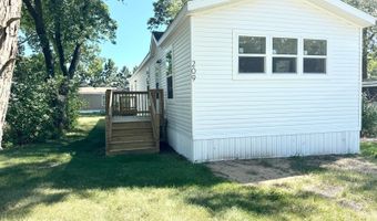 209 Goldenrod Ln E, Altoona, WI 54720