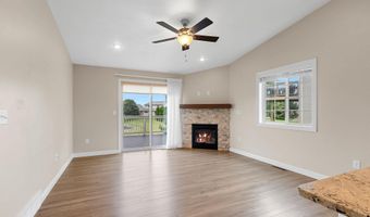2354 E PLANK Cir B, Appleton, WI 54915