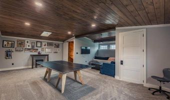 917 McDonald Dr, Amsterdam, NY 12070