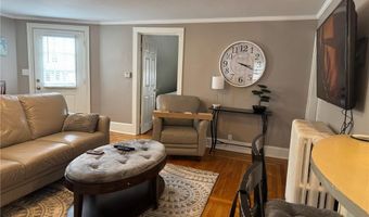 4 Hammond St 5, Newport, RI 02840