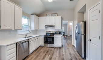 5044 Lakeshore Blvd, The Colony, TX 75056