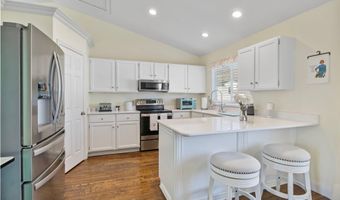 9976 N OAK Rd W, Cedar Hills, UT 84062